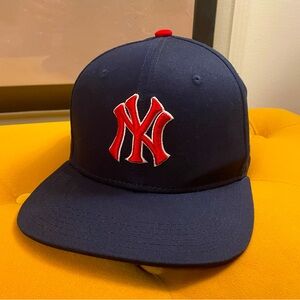 Yankees flatbrim hat
